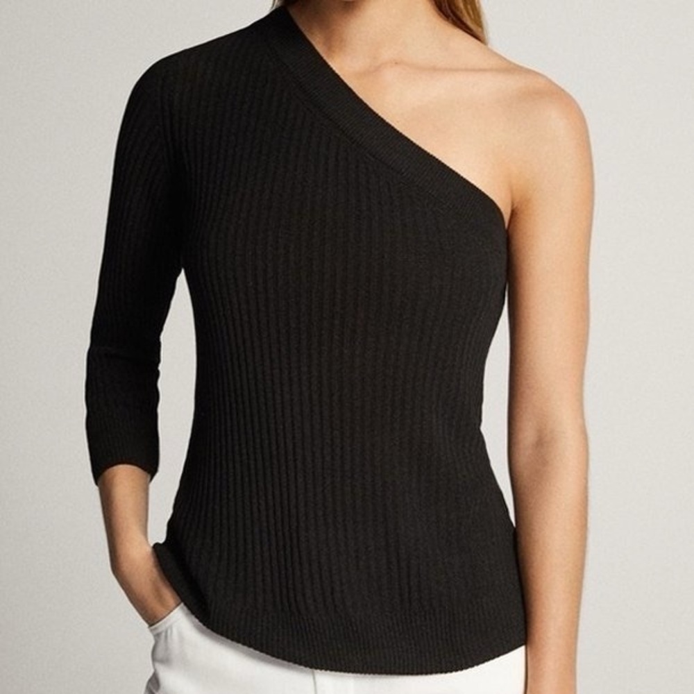 Massimo Dutti Black Off-the-Shoulder Sweater